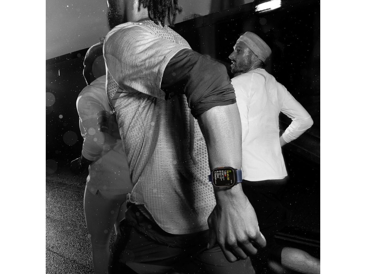 Apple Watch Ultra 2 49mm GPS + LTE Titan (svart) -B-Grade Demo watches