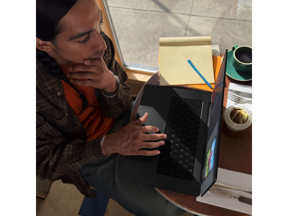 Macbook Pro 16 M3 MAX (2023) 1TB (rymdsvart) -B-Grade Demo bärbara datorer