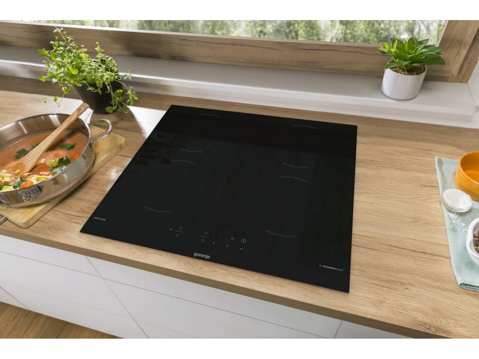 Gorenje Induktionshäll GI6401BCE (svart) Induktionshäll