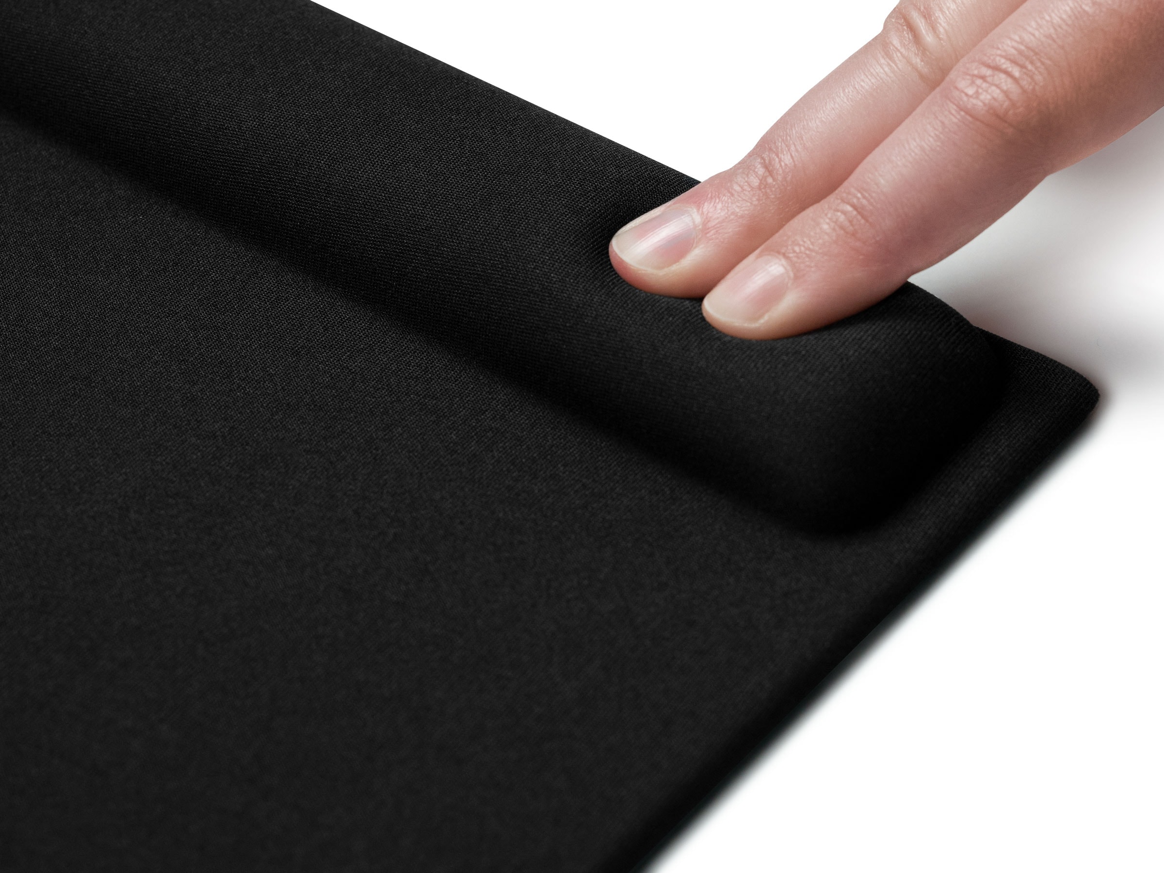 iiglo musmatta med handledsstöd (svart) Musmatta