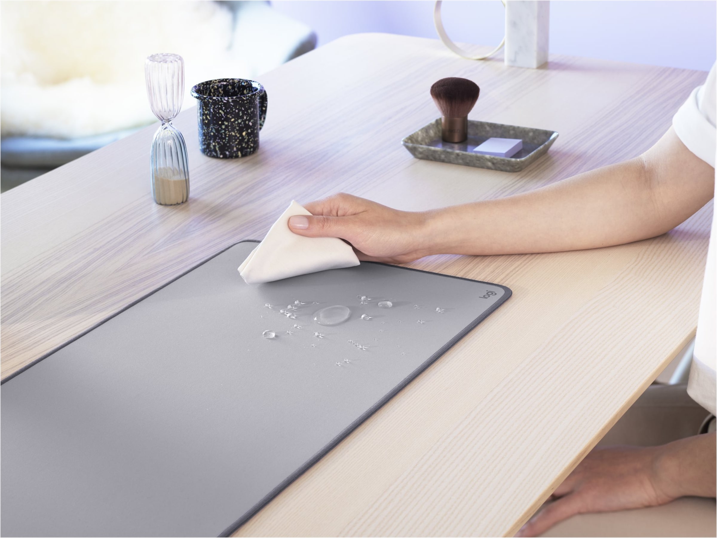 Logitech Studio Series Bordsmatta (mid grey) Musmatta