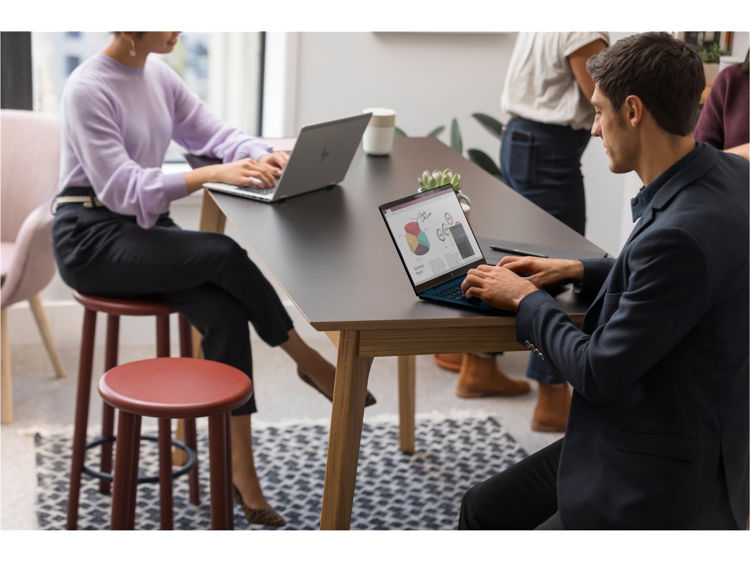 HP EliteBook X G1i Next Gen AI 14" WUXGA Datorer - Bärbara / laptop