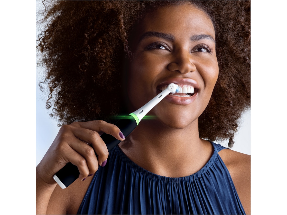 Oral-B iO 3 Elektriske tandborster 2pk (svart & blå) Eltandborste