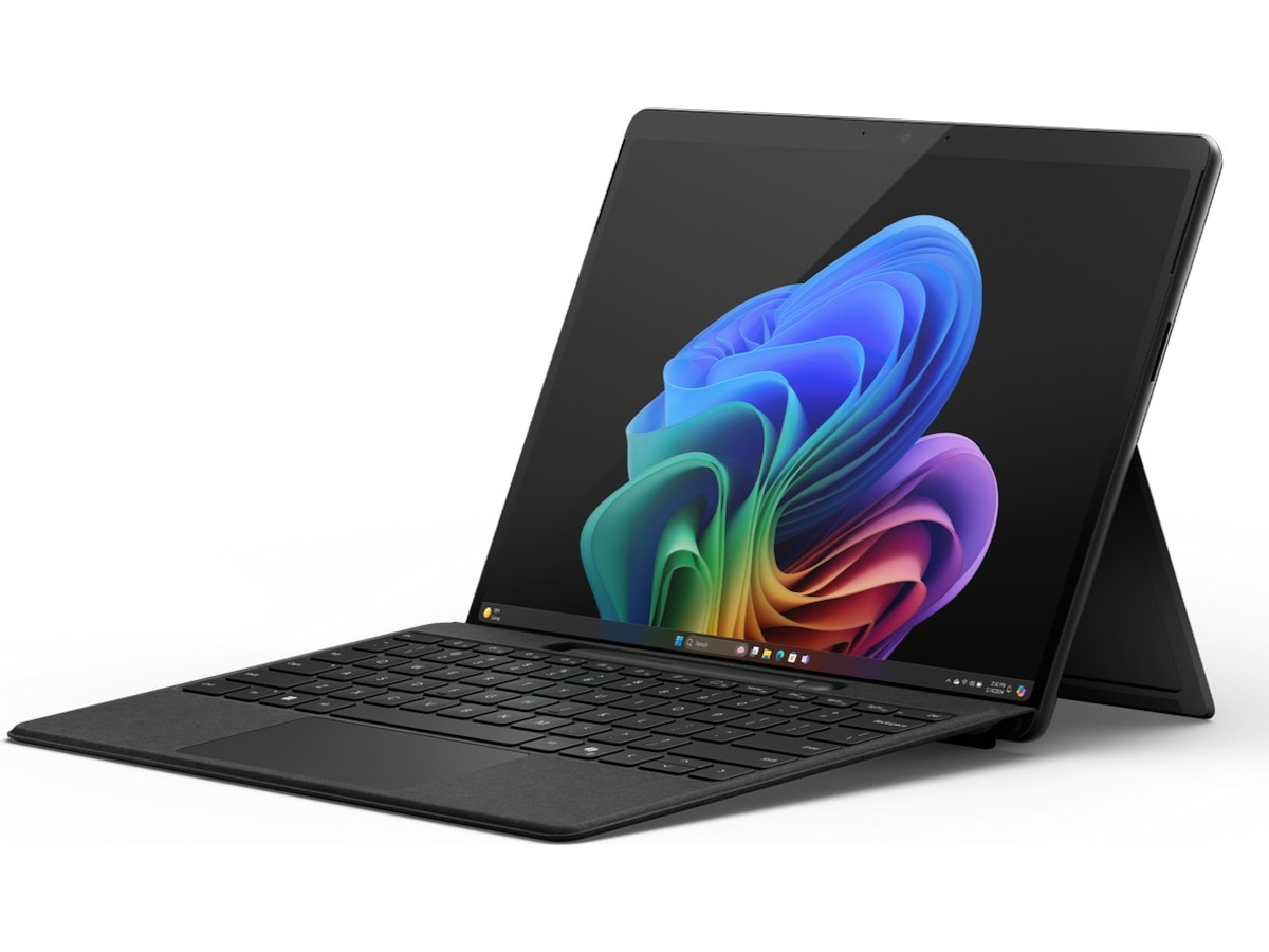 Microsoft Surface Pro C12 Copilot+ PC 13" OLED touch (svart) Datorer - Bärbara / laptop