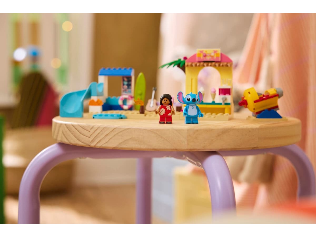 LEGO Disney Skoj på stranden med Lilo & Stitch 43280 LEGO