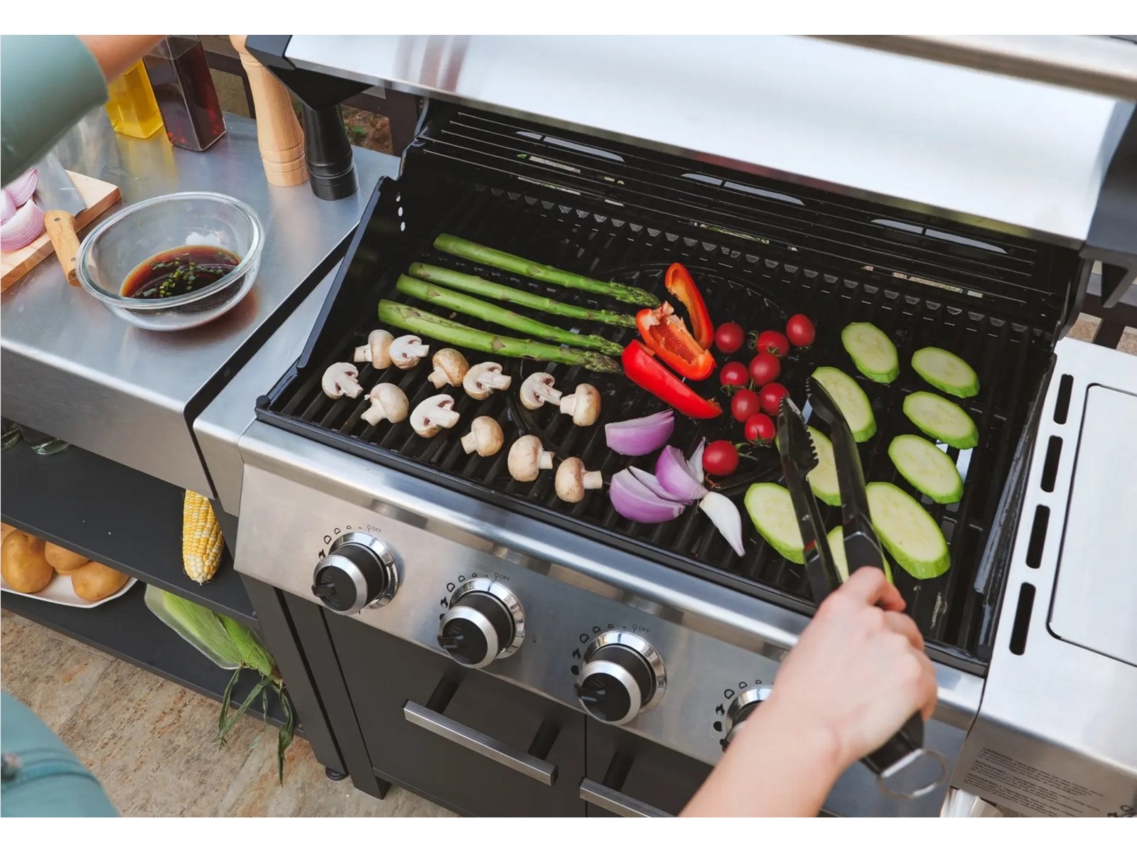 Austin and Barbeque Gasolgrill med flera brännare och funktioner Utomhusgrillar