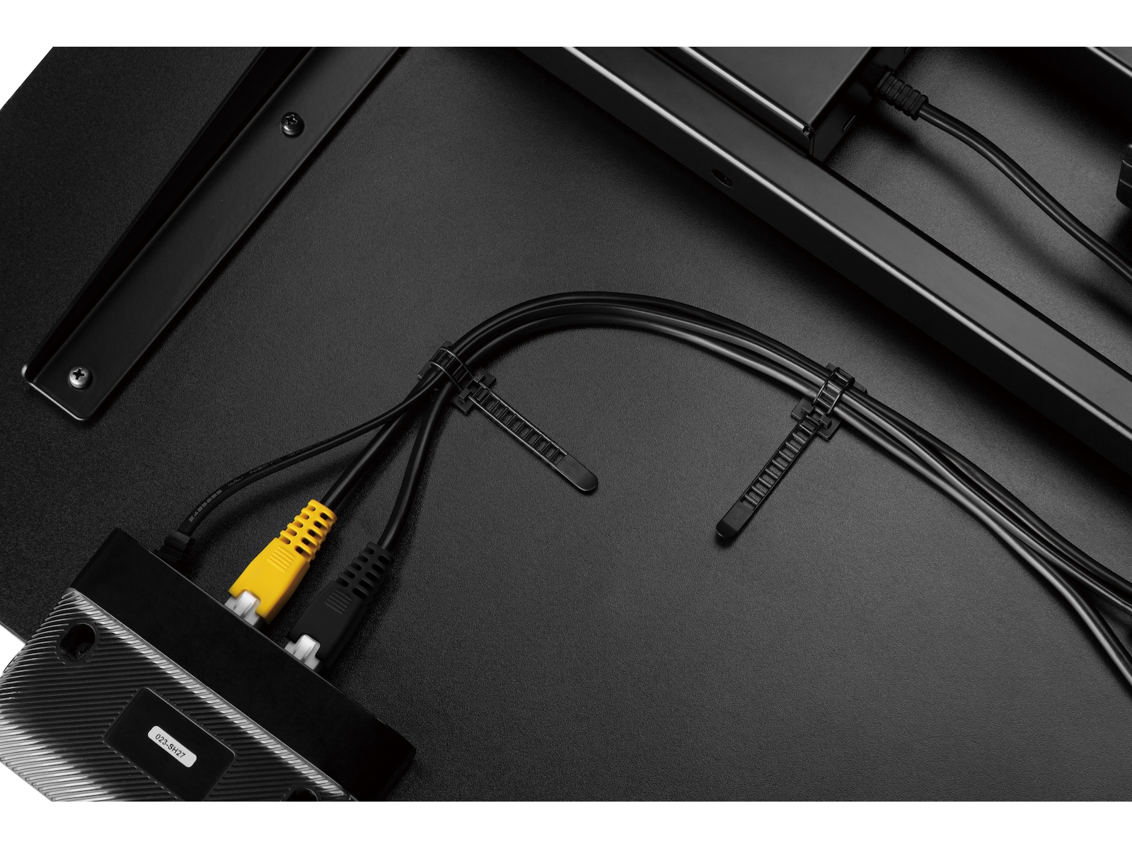 Elektrisk ram med minnesfunktion (svart) Chassi / bordsben