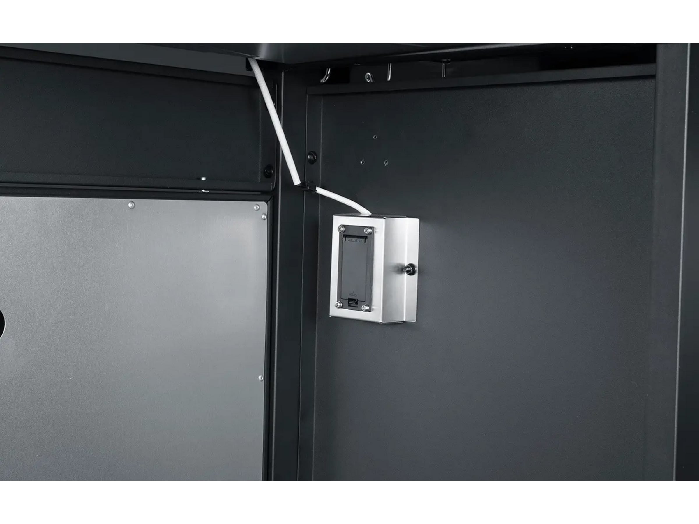 Austin and Barbeque Gasolgrill med flera brännare och funktioner Utomhusgrillar