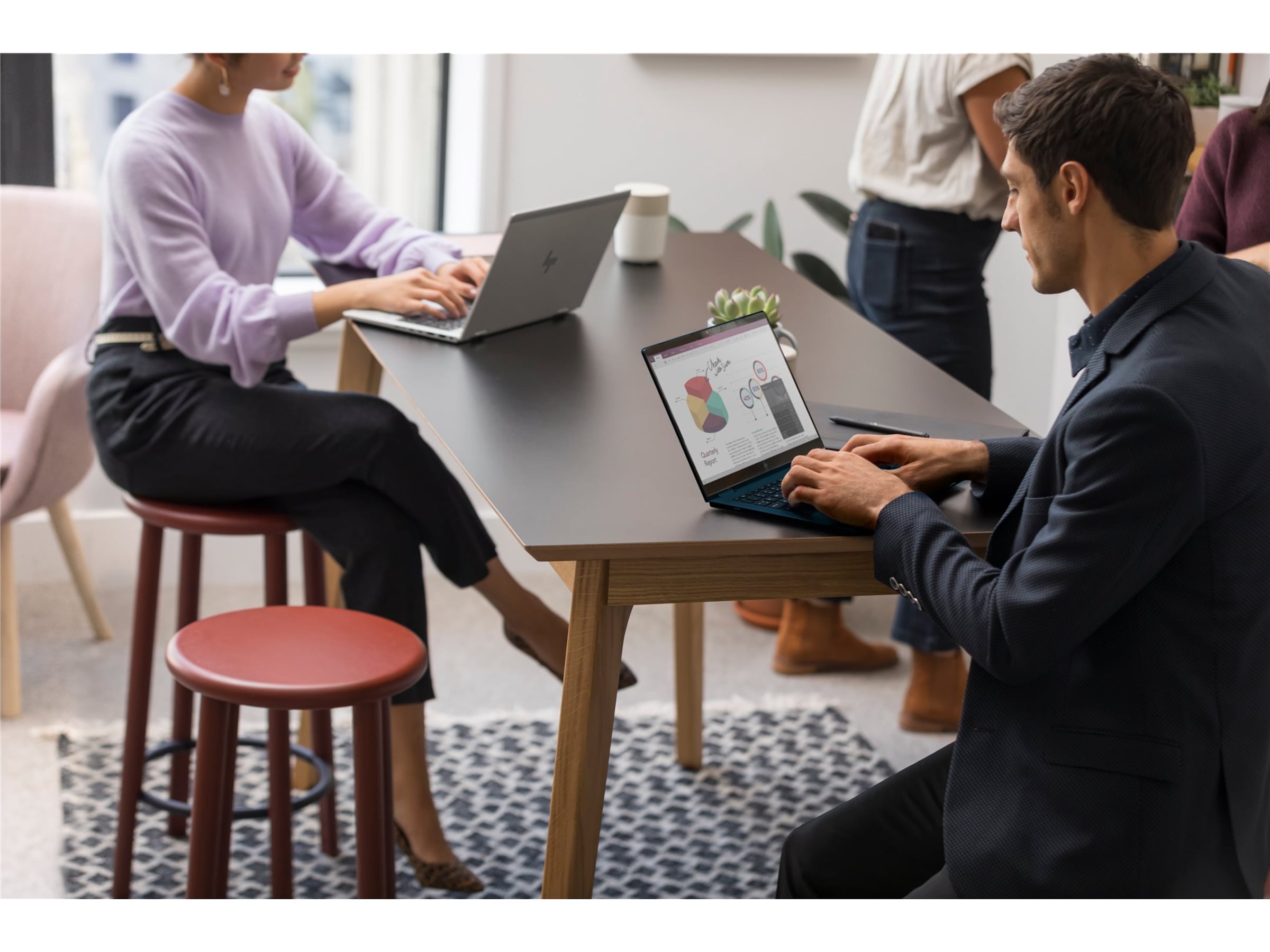 HP EliteBook X G1i Next Gen AI 14" WUXGA Datorer - Bärbara / laptop