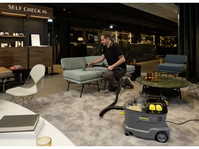 Kärcher Puzzi 8/1 Möbel- och mattvätt Ångtvättare