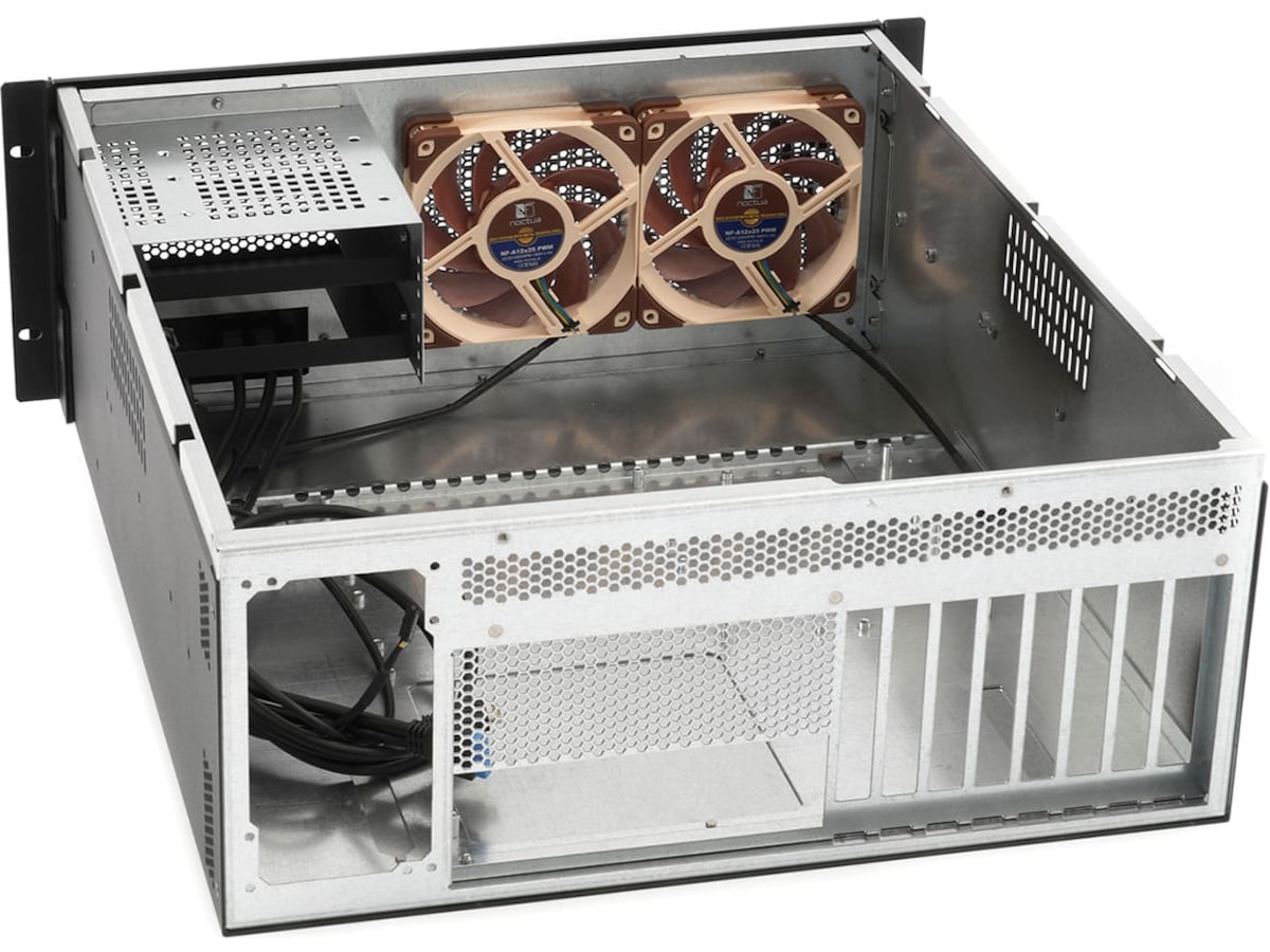 Sliger CX4200e 4U Chassi Rackskåp