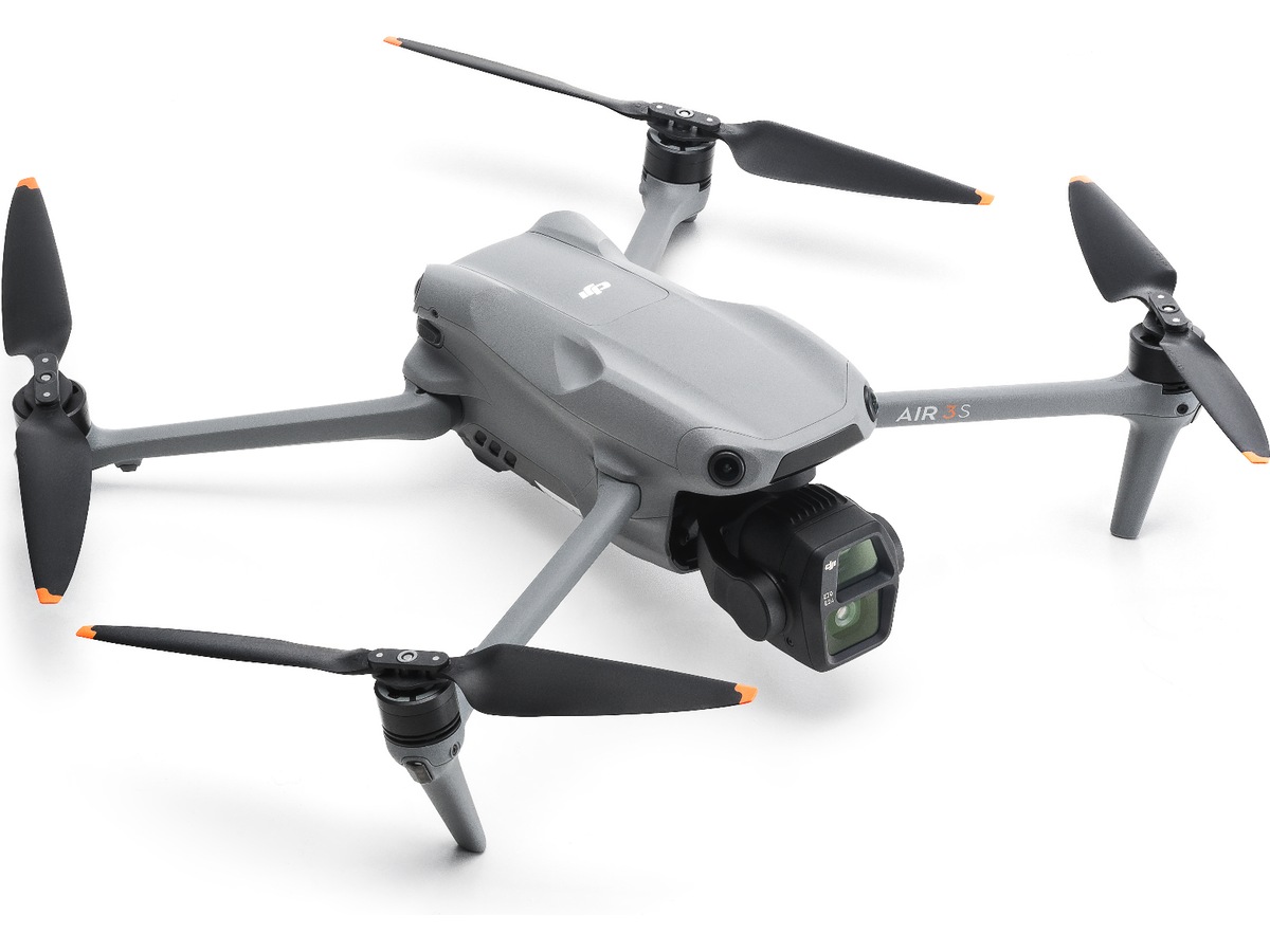 DJI Air 3S Fly More Combo (DJI RC 2) Drönare