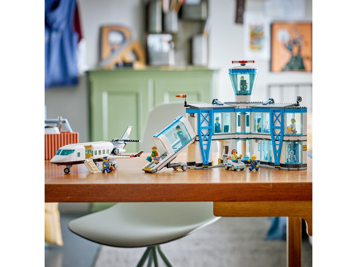 LEGO My City ljusplats och flygplan 60502 LEGO