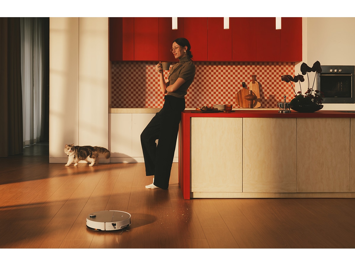 Roborock Saros 20 Sonic Complete vit Robotdammsugare