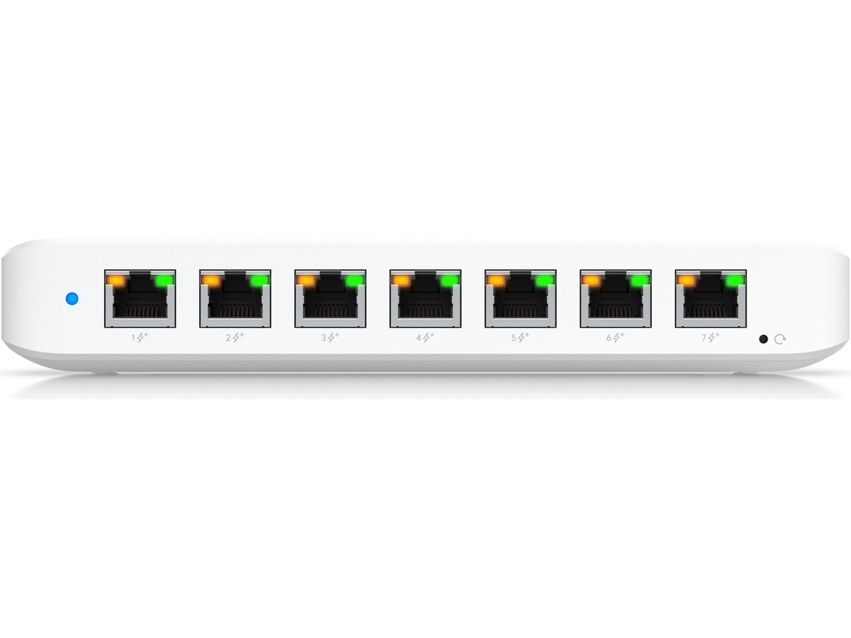 Ubiquiti UniFi Ultra 210W switch Switchar