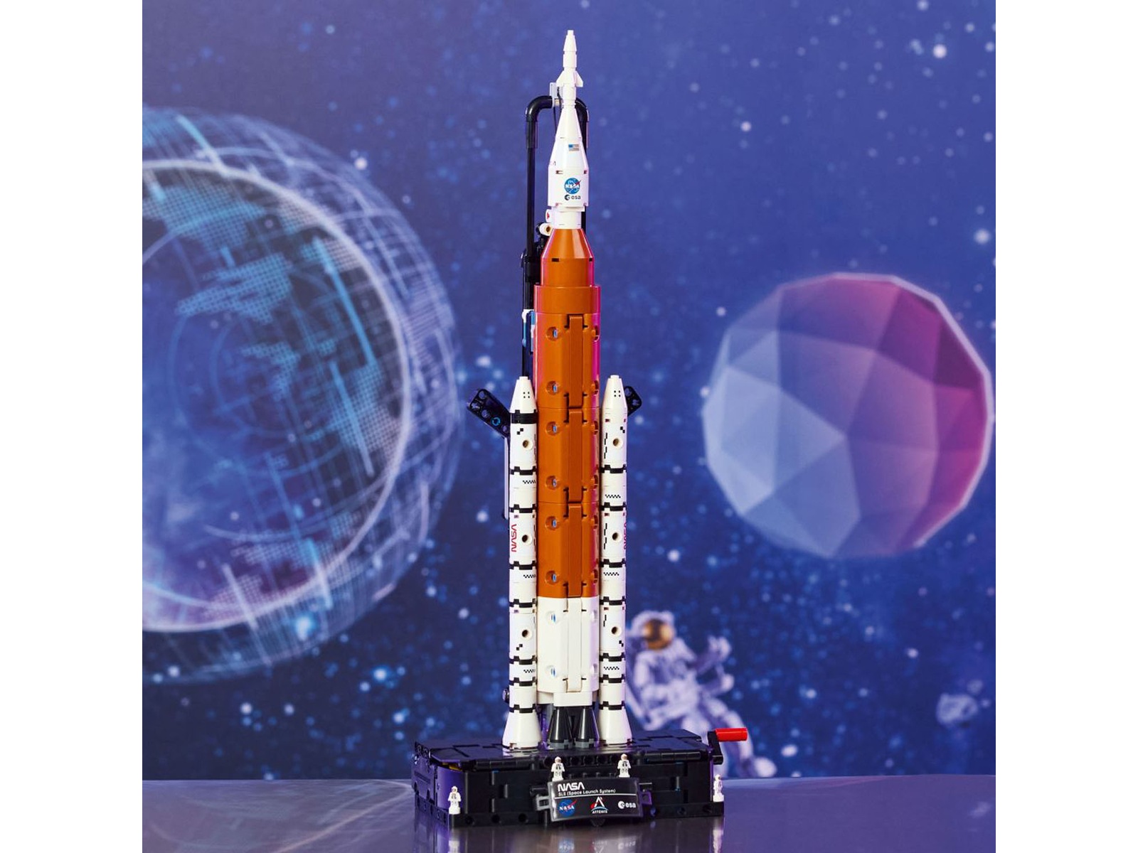 LEGO Technic NASA Artemis Space Launch System raket 42221 LEGO