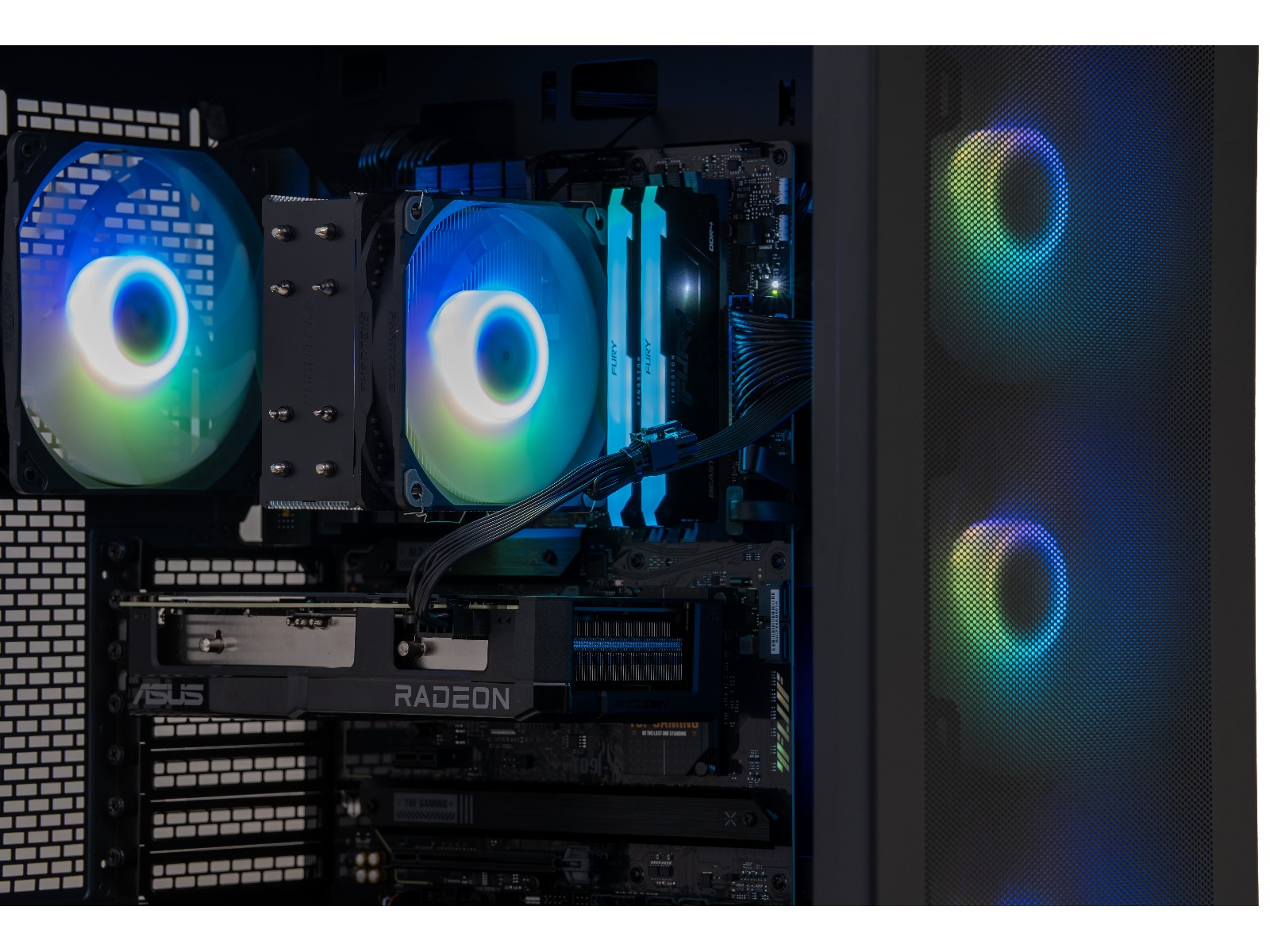 Komplett-PC Advanced Gaming a136 RGB Gamingdator stationär