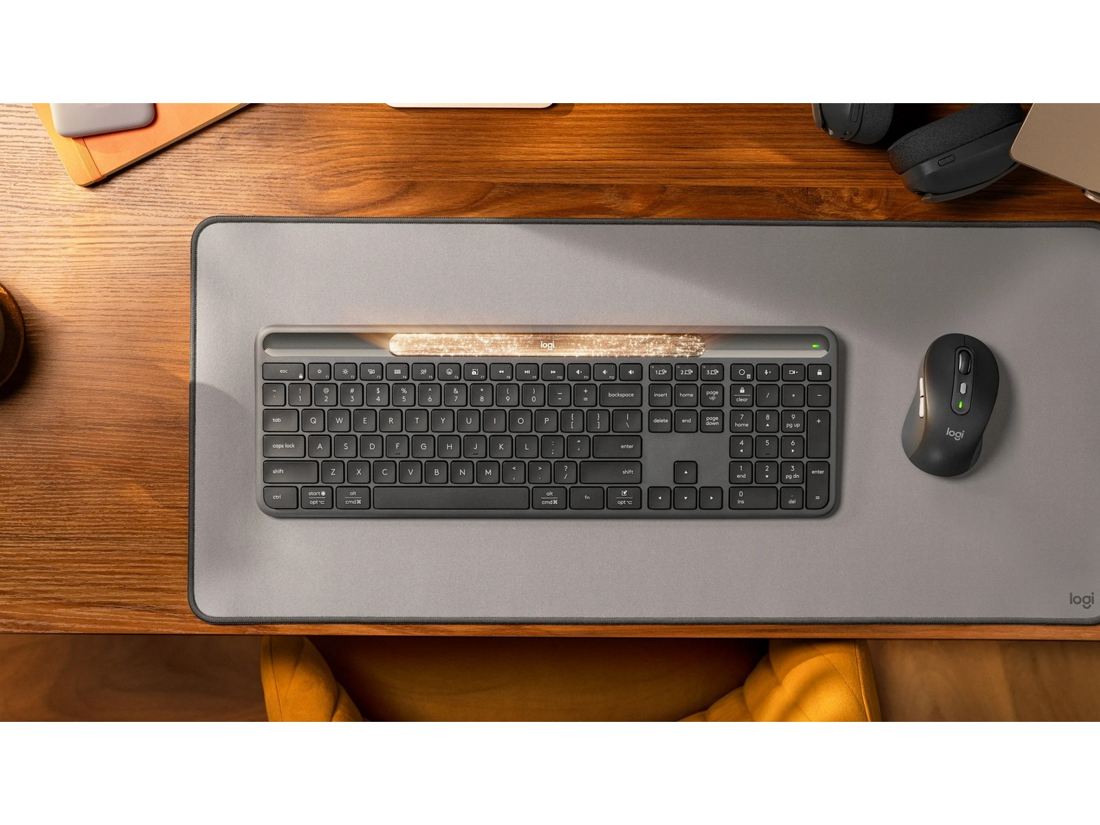 Logitech Signature Slim Solar+ Trådlöst Tangentbord K980 (grafitgrå) Tangentbord