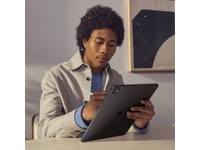 13-inch iPad Pro Wi‑Fi 512GB with standard glass - Silver Surfplattor