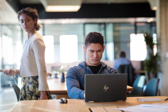 HP Spectre x360 13-aw2023no 13,3" HP Sure View HP Spectre x360 13-aw2023no 13,3" HP Sure View