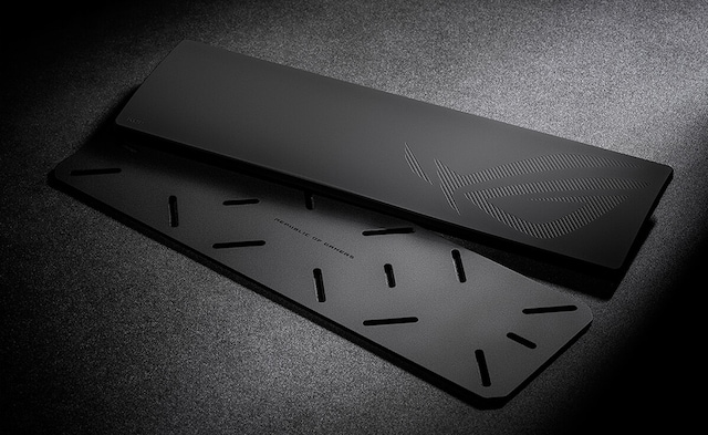 ASUS ROG Azoth Extreme ASUS ROG Azoth Extreme